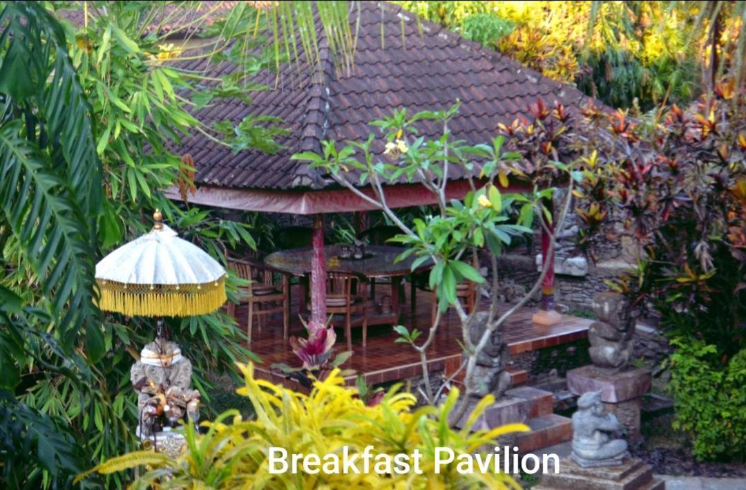 Guci Guesthouses Убуд Екстериор снимка