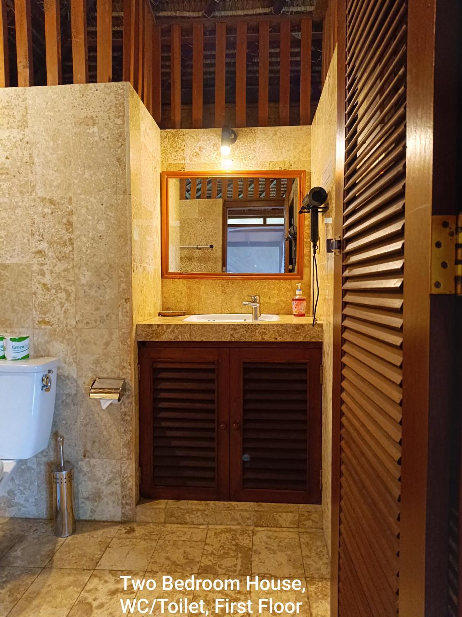 Guci Guesthouses Убуд Екстериор снимка